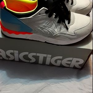 Gently Used Tennis Shoes